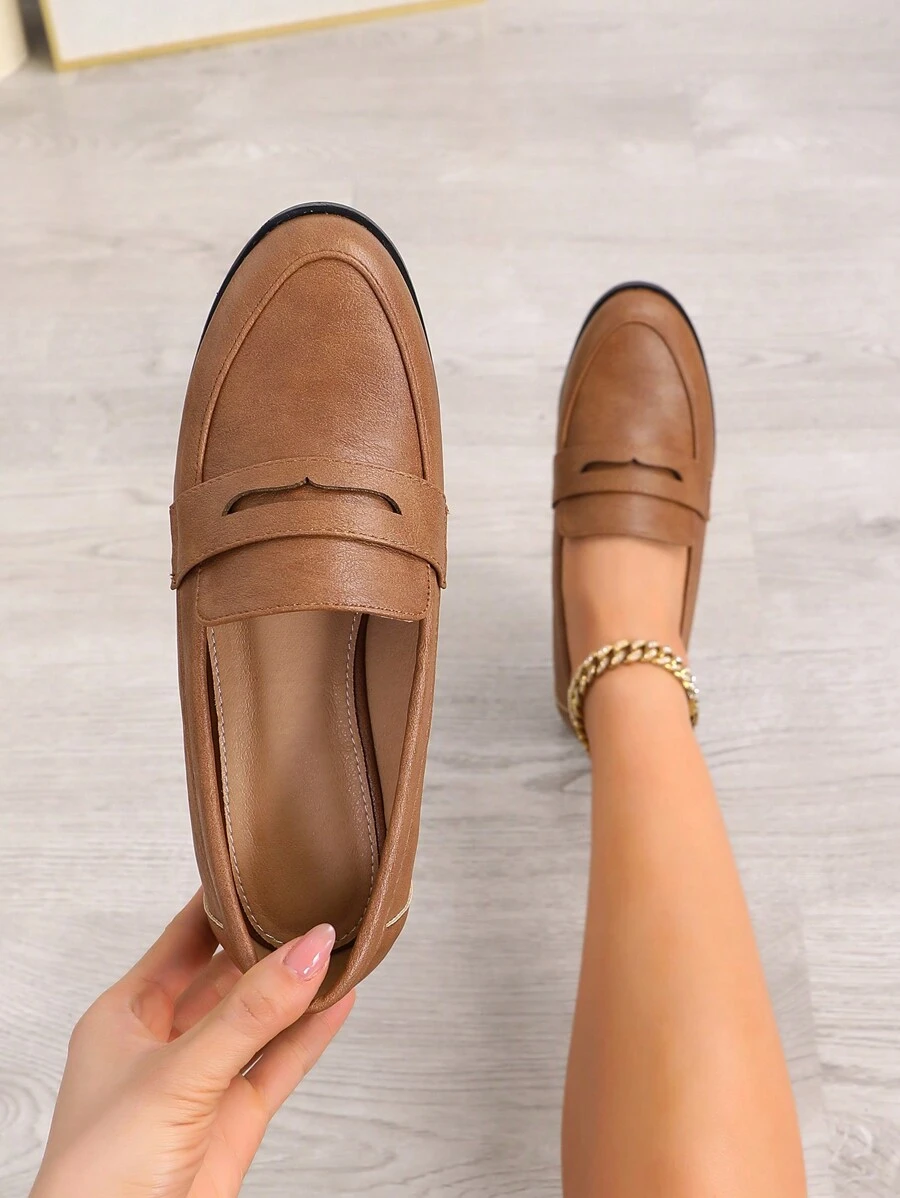 Mocasines casuales de mujer de estilo vintage británico, nuevos para 2024, de suela plana, tacón bajo y caña baja, en piel