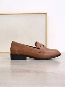 Mocasines casuales de mujer de estilo vintage británico, nuevos para 2024, de suela plana, tacón bajo y caña baja, en piel