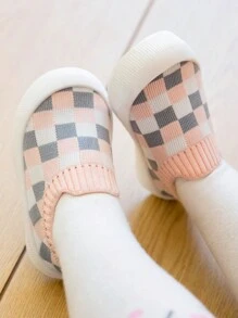 1雙6個月-3歲男女通用春秋季柔軟底防滑戶外步行鞋