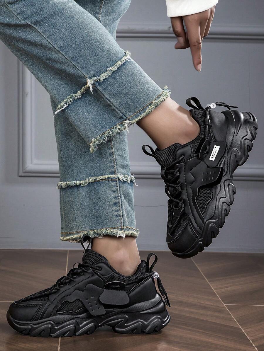 休閒厚底粗跟鞋，柔軟透氣的鞋底，前淨式白色或黑色時尚運動鞋 - 非常適合年輕女孩運動和日常穿著，也是最好的朋友