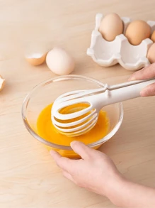 1pc White Kitchen Noodle Ladle, Golf-Shaped Egg & Noodle Strainer With Multifunctional Design - White - View 2