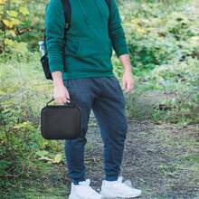 ALKOO Fvtga夜視眼罩相容盒 - 4k夜視雙筒望遠鏡,望遠鏡光學鏡頭支架,32gb記憶卡網格口袋,頸帶,數據線,說明書（僅包括盒子） - 黑色 - 查看 6