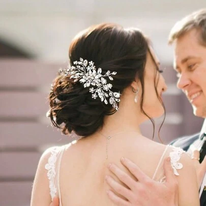 1件婚礼发饰，新娘发饰，婚礼头饰，新娘头饰，新娘发梳，伴娘发夹，皇家皇冠，情人节配饰