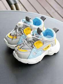 女孩春季2024年網眼運動鞋，柔軟的橡膠鞋底，厚底鞋款式，時尚且防滑 - 灰色 - 查看 4