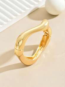 1pc Asymmetrical & Geometric & Punk Wave Design Simple Style High-End Metal Open Bangle Bracelet For Women, Suitable For Daily, Work, Commuting, Business Events, Parties, Dinners, Street Shopping, Music Festivals, Bars, And Socialites - wavy - View 11