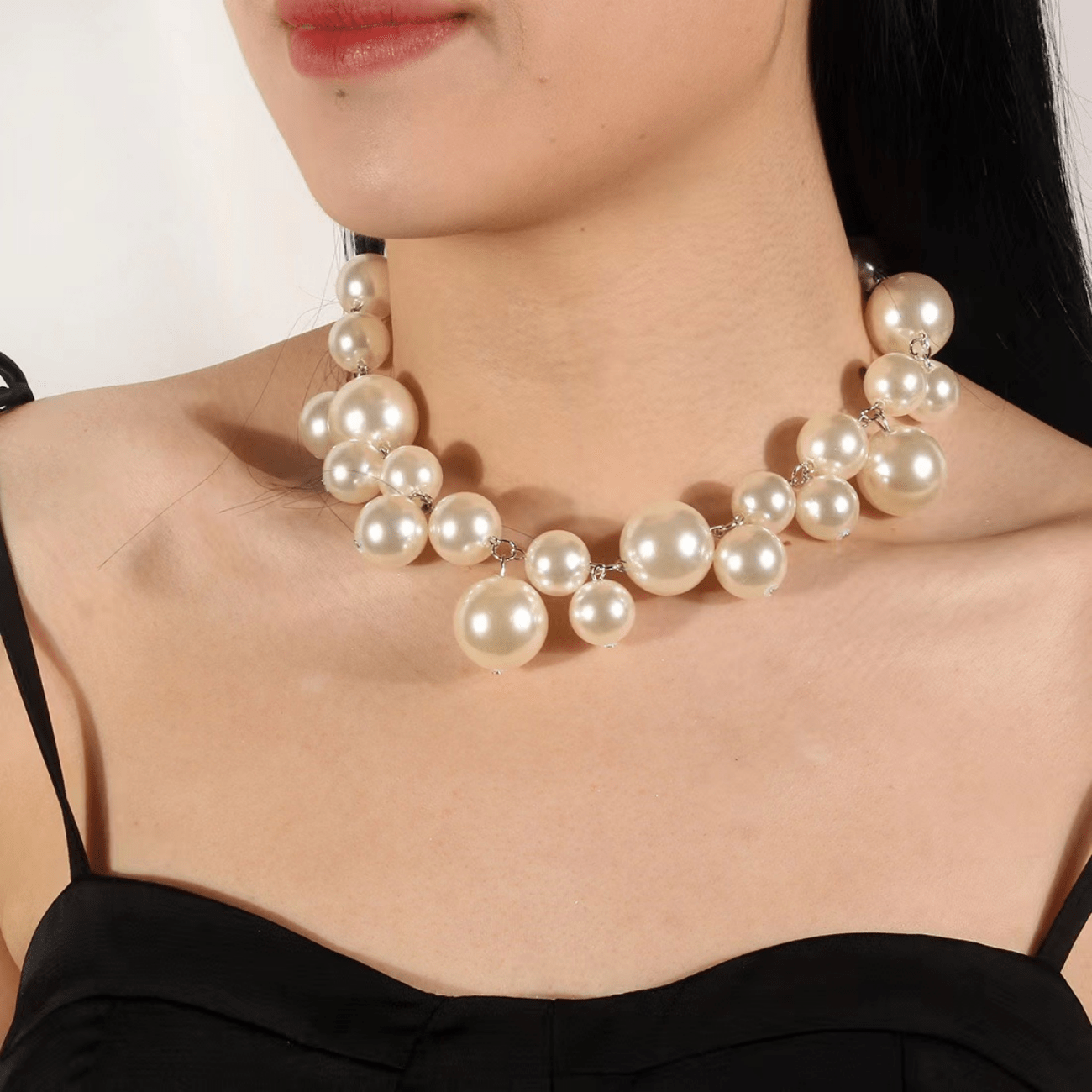 French Multi-Layered Bow Pearl Necklace main image 1