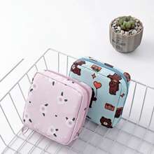 1 pièce Mignon Sac de rangement de serviettes hygiéniques portable à dessin animé en tissu pur grande capacité, sac de maquillage, pochette de soin de la peau, trousse de toilette, cube d'emballage, essentiels de voyage, essentiels de croisière, essentiels de dortoir, cadeaux pour demoiselles d'honneur, cadeaux pour maman, cadeaux d'anniversaire, cadeaux pour amis et enseignants, décoration de maison, décoration de salle de bain, salon, chambre à coucher, organisateur de salle de bain, organisateur de bijoux, organisateur d'huile à lèvres, organisateur de vernis à ongles