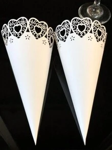 50 Peças Cones de Casamento para Pétalas, Confete Branco Vazado a Laser, Cones de Papel Vazados para Flores Secas, Decoração de Casamento, Lembrancinhas, Arremesso de Confete, Suprimentos de Casamento com Amor Vazado, Tubo de Papel Vazado a Laser, Cone de Papel, Natal