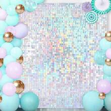 30pz Panel Decorativo 3d/4d Hogar Fiesta Shimmer Wall 30*30 FÁCIL DE INSTALAR: Cada tabla de nuestra paneles de pared brillantes con lentejuelas cuadradas está equipada con una hebilla, que se puede abrochar y es fácil y rápida de instalar.En comparación con otros paneles, nuestros paneles decorativos de fondo de lentejuelas son muy fáciles de instalar y sin complicaciones. MATERIAL DE CALIDAD DURADERA: El producto utiliza un marco transparente y está hecho de vidrio a prueba de balas de policarbonato (PC) de alta dureza. El material es ligero y duradero, no es fácil de deformar y romper, y puede mantener los colores brillantes durante mucho tiempo. El telón de fondo de lentejuelas puede reutilizarse en interiores o exteriores durante mucho tiempo.   Perfecto para cumpleaños, bodas, compromiso, despedida de soltera, discoteca, fondo de escenario, despedida de soltera, aniversario, ceremonia, graduaciones, Halloween, Navidad, año nuevo y más decoraciones de fiesta. - plata coloreada - Ver 2
