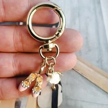 1入組合金芭蕾舞鞋鑰匙扣，適合作為汽車鑰匙扣或袋子吊飾，作為禮物非常適用 - 粉色 - 查看 7