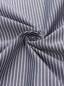 Camisa Masculina Listrada Com Duas Golas, 35% Algodão e 65% Poliéster