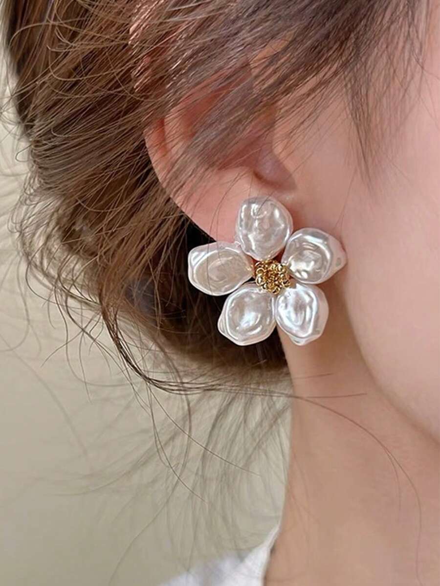 1 đôi bông tai đính hoa & ngọc trai giả trang nhã, thích hợp cho các bữa tiệc, hẹn hò và đeo hàng ngày - trắng - Xem 1