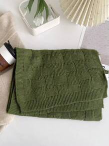 1 件纯色针织围巾，简约时尚颈部保暖，有弹性，适合秋冬户外活动