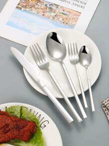 Set di posate 5 pezzi / 30 pezzi in acciaio inossidabile argento, comprende coltello, forchetta e cucchiaio, adatto per uso domestico e ristorante, cucina, regalo di Natale