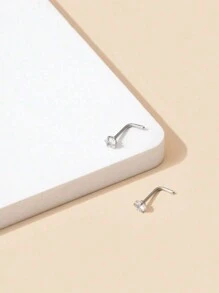 1 Stück modischer, einfacher, herzförmiger Nasenstecker aus Edelstahl mit kubischem Zirkonia für Frauen, Party-Geschenk zum Valentinstag - Grau - Übersicht 3