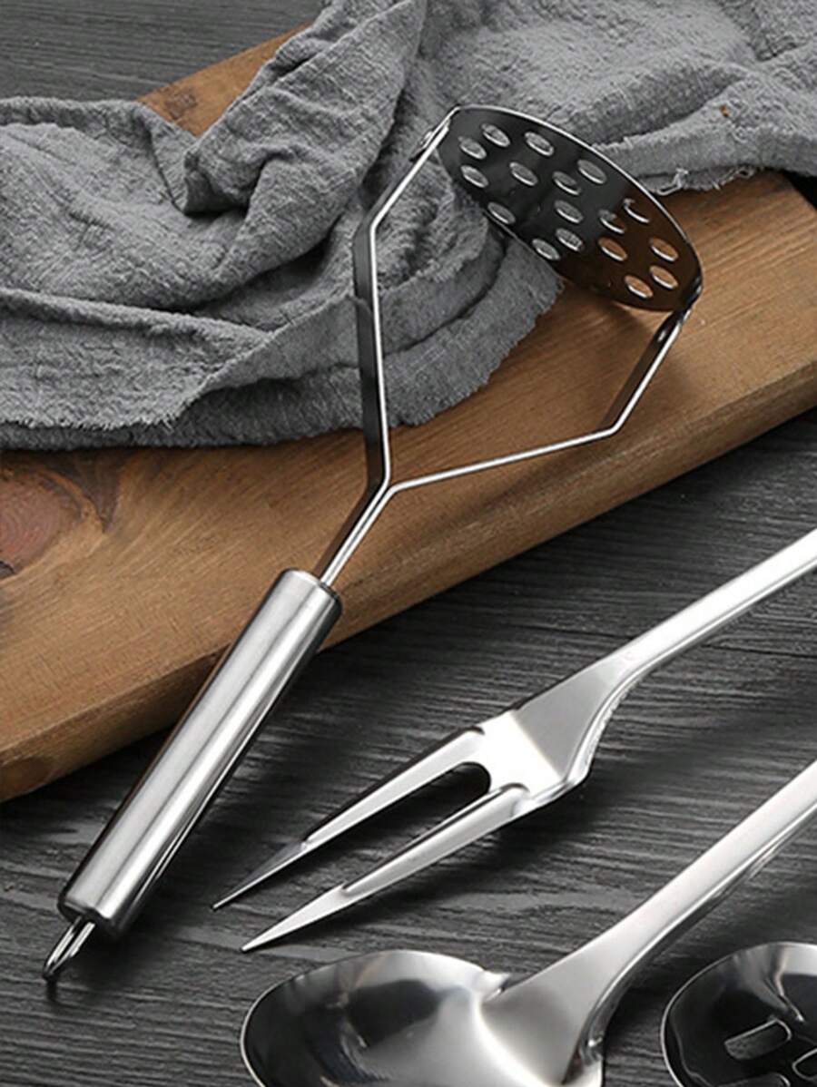 Stainless Steel Potato Ricer Masher, Manual MultiPurpose Kitchen Tool