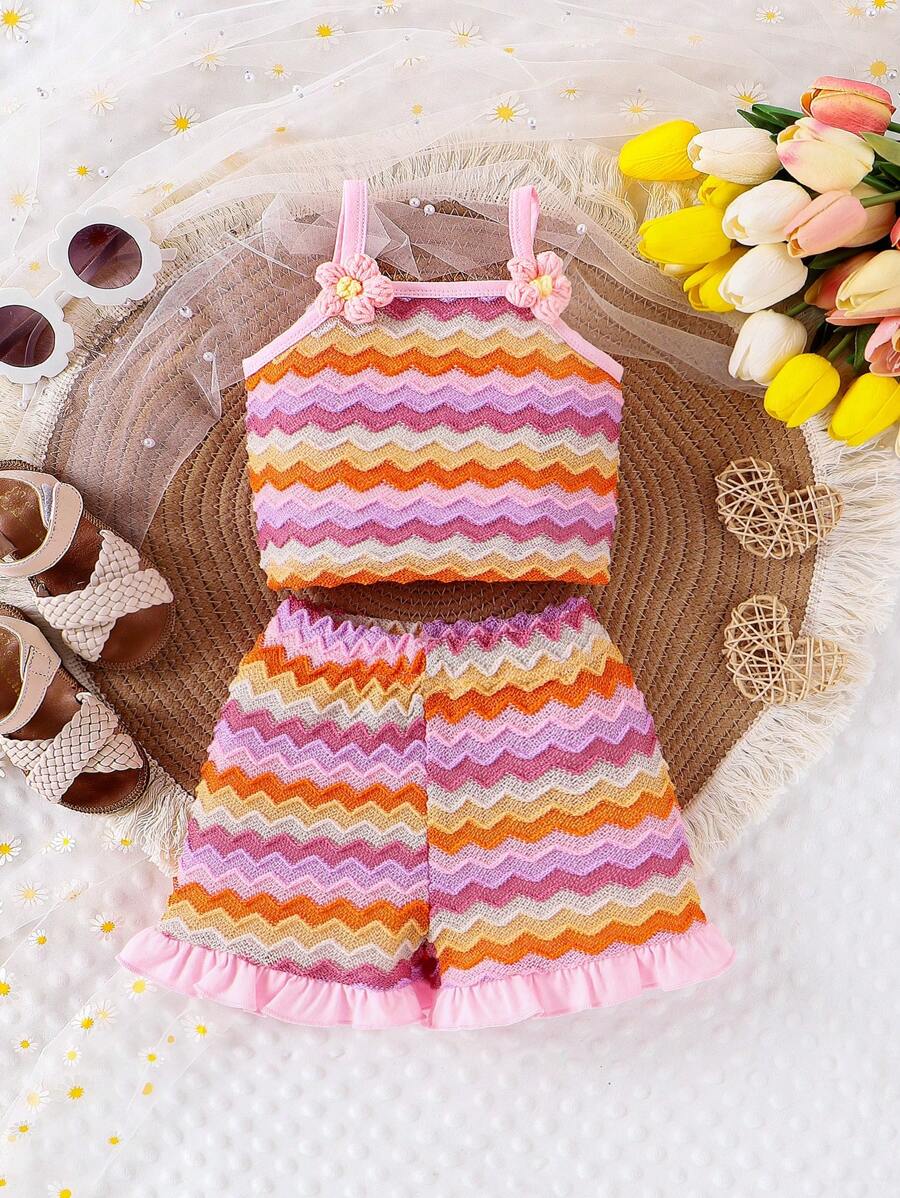 Abito estivo in due pezzi per neonata composto da carinissimo top a canotta tricolore arcobaleno con fiori all"uncinetto e pantaloncini con balze - Multicolore - Visualizzare 1