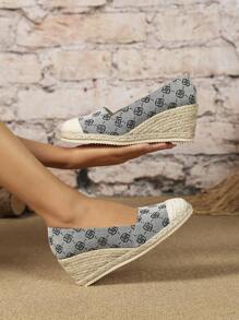 Thick-Soled Fisherman Shoes Women's Footwear, 2024 New Summer Woven Vintage French-Style Four-Season Loafers