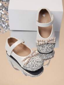 Ein Paar süße, modische, lässige, vielseitige Flache Schuhe für Mädchen, mit rutschfester Sohle, Klettverschluss, Obermaterial aus Kunstleder mit Kunstperlen und Strass, geeignet für Frühling, Sommer und Herbst