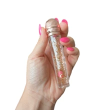 Lip Gloss Mágico, Gloss con Delicado Pigmento, Elegante y Sofisticado diseño, Aroma Sutil, 1 pieza - Rosa - Ver 2