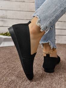 Women's Comfortable & Breathable Flat Slip-On Casual Sports Shoes