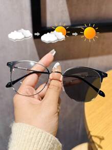 1pc Stainless Steel Photochromic Round Fashion Glasses - Changes Color Under Appropriate Light Wavelength, Resumes Original Color When Light Source Removed, Fashionable And Unisex For Summer Beach Vacation,Outdoor,Travel