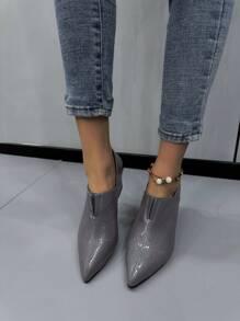 British Style Women's Fashionable Embossed Pointed Toe Deep Mouth Shoes Versatile Gray High Heel Thick Heel Comfortable Shoes