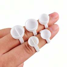100 Pcs/Bag Tattoo Ink Rings Cups,Disposable Eyelash Extension Glue Ring Cup ,Tattoo Pigment Holder Container ,Glue Cup,Can Also Be Used For Eyebrow/Lip/Eyeliner Tattooing,Lash Extension Tattoo Tools