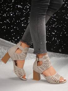 2024年女式粗跟羅馬涼鞋,切割設計,腳趾開口,腳踝帶和扣環閉合,適合夏日穿搭 - 灰色 - 查看 1