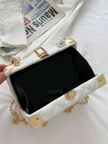 1pc Solid Color PU Leather Quilted Handbag, Women Small Square Bag, Clutch Wallet With Metal Lock Chain, Shoulder Bag, Hard Case Box, Suitable As Gift
