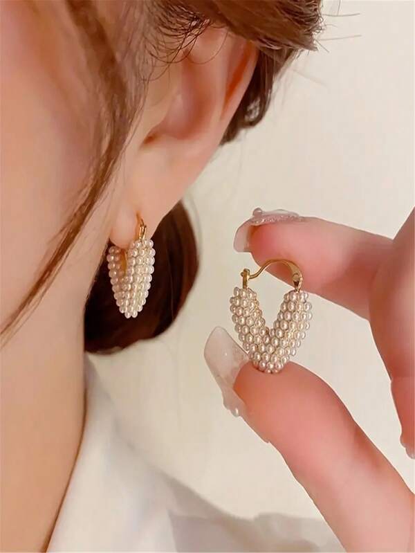 Fashionable Elegant Faux Pearl Heart Shaped Hoop Earrings, Timeless French-Style Jewelry, Versatile To Match, Romantic Gift Idea
