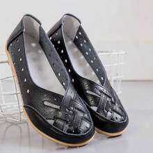 Ladies Hollow Out Flat Shoes, Breathable Solid Color Slip-On Loafers, Casual Everyday Flat Shoes - Black - View 3