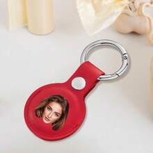 1 cái Giá đỡ thẻ khí bằng da tùy chỉnh với tên viết tắt tên ảnh của bạn Móc khóa tương thích với Apple Airtag với lớp bảo vệ bằng da Móc khóa giữ thẻ không khí an toàn với khóa vòng kim loại Vỏ bọc Airtag bền Phụ kiện vòng chìa khóa - Quà tặng màu vàng / đen / đỏ / nâu cho bạn trai bạn gái Món quà độc đáo cho cô ấy /Anh Vợ Chồng Lý Tưởng Cho Lễ Tình Nhân Sinh Nhật Kỷ Niệm Đám Cưới Giáng Sinh 8.8*4.2 cm - Chỉ đầu - Xem 3
