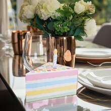 10 Piezas Cajas De Regalo Creativas Con Forma De Triángulo De Pastel Para Fiestas De Cumpleaños Que Incluyen Cajas De Regalo Para Chocolates Y Dulces, Ideales Para Regalos Y Recuerdos De Fiestas De Bodas Y Cumpleaños - Lunares de colores - Ver 7