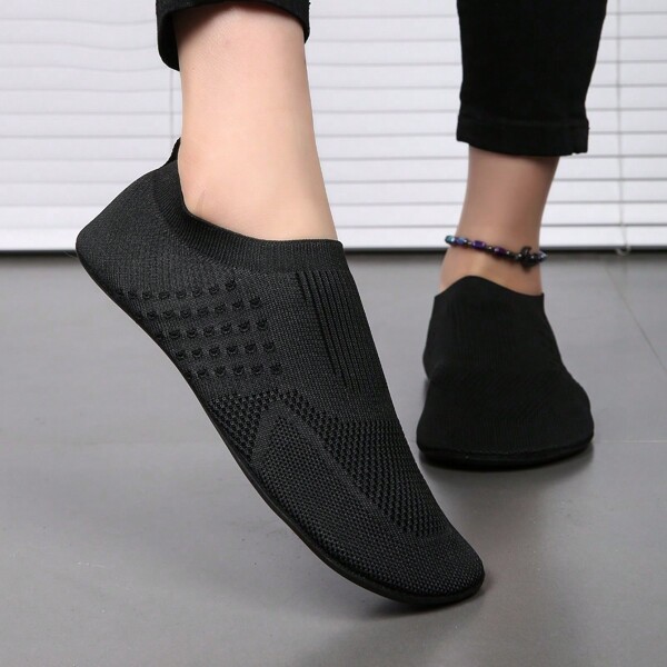 Women's Shoes, Black Soft Bottom Elastic Knitted Upper Outdoor Beach Shoes, Barefoot Water Shoes For Surfing, Diving, Swimming, Indoor Fitness, Yoga, Skipping, Running And Specialty Sports Shoes
