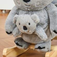 Cavallo a Dondolo Koala con Suoni, Cavalluccio a Dondolo per Bambini 18-36 Mesi in Peluche Grigio e Legno, 60x33x50cm - Grigio - Visualizzare 8