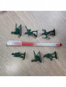 100/200 piezas Enviadas aleatoriamente Juguete de figura de soldado con personaje coleccionable, figura de dibujos animados y cómics, figura de acción, modelo de plástico, estatuilla, Roman Reigns, Juguetes de One Piece, Skin Fighter - Verde militar - Ver 4