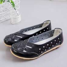 Ladies Hollow Out Flat Shoes, Breathable Solid Color Slip-On Loafers, Casual Everyday Flat Shoes - Black - View 4