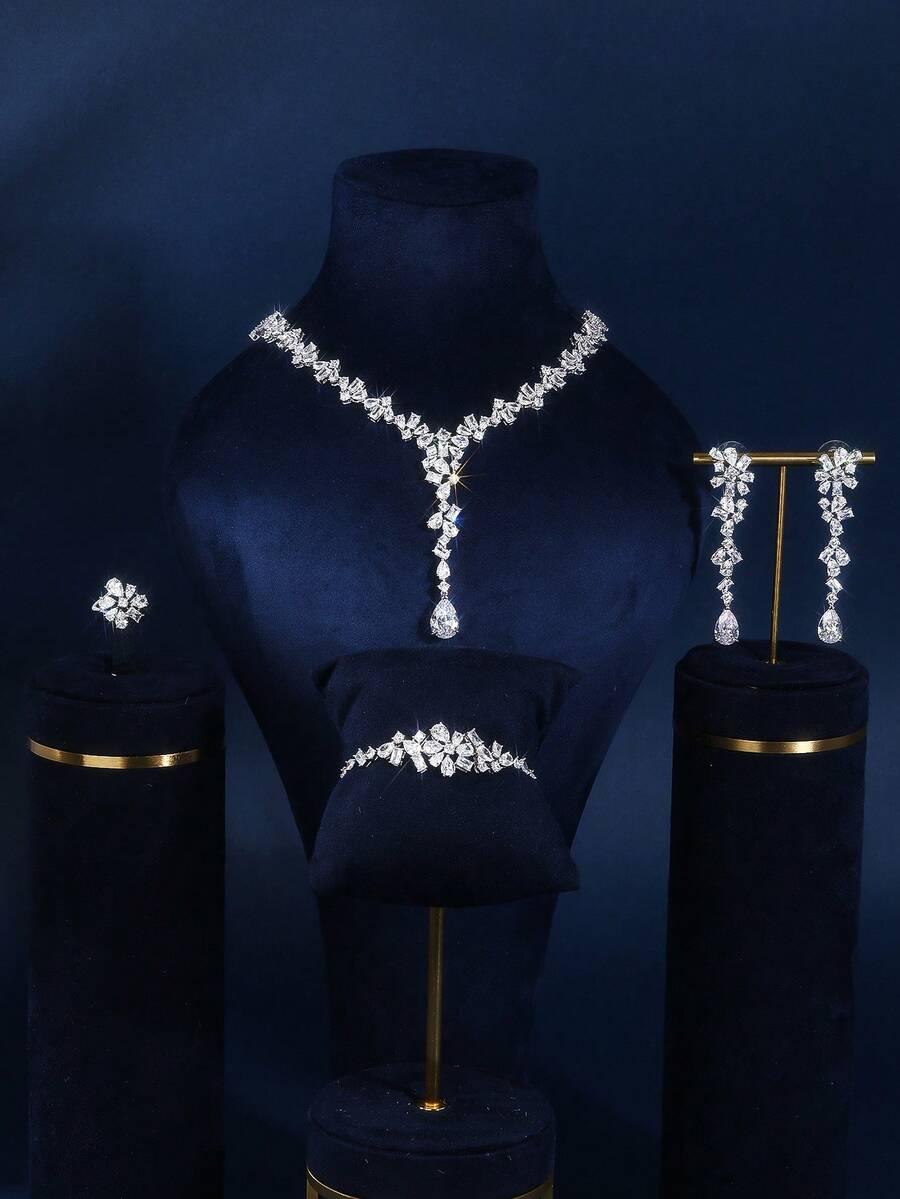 4入組銀色時尚立體鑽石星空珠寶套裝,包含項鍊,耳環,手鏈和開口戒指,適合女性日常佩戴 - 銀色 - 查看 1