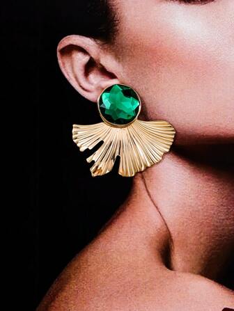 1pair French Style Fashionable Metal Fan Shape Green Gemstone Stud Earrings Suitable For Women's Party, Street Snap, Birthday, Festival, Engagement, Vacation Wear