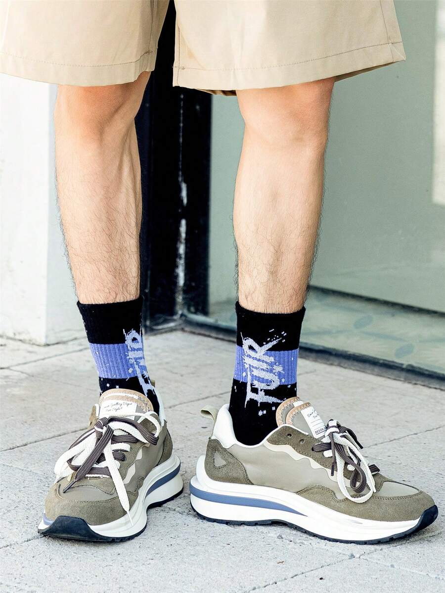 1 Par De Calcetines Cómodos Hasta Mediados De La Pantorrilla Para Chicos Grandes Con Diseño De Letras Y Rayas, Estilo Versátil - Negro - Ver 1