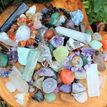 Natural Crystal Stone Chip, Crystal Spoon, Mystery Crystal Bag, Mixed Lucky Crystal Bag, Quartz Crystal Raw Stone, Beginner Crystal, Diy Crystal Jewelry, Mineral Specimen, Home Decor, Crystal Healing, Unisex Gift, Spiritual Healing, Crystal Gift; Mystery Crystal Chip Bag, Random Delivery - Mysterious Crystal Lucky Bag - View 8