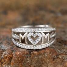 1 Stück exquisiter massiv Silber Ring in ausgehöhlter "MOM" Buchstaben- und Herzform mit Strass besetzt, ideal als Geschenk für Dating, Party, Muttertag oder Mutter's Geburtstag Valentinstag