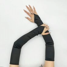 1双女士缎面氨纶材质露指手套，户外防晒，适合派对、宴会等正式场合，也可作为万圣节、婚礼等夏季配饰。 - A - 查看 18