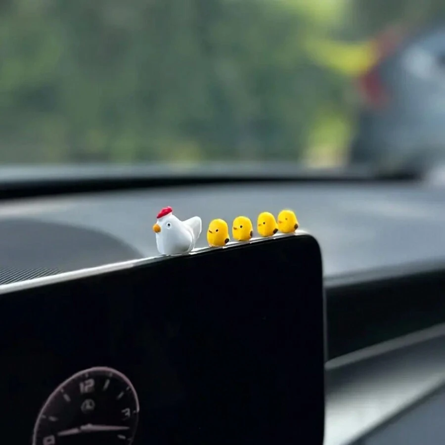 5pcs/Set Cute Miniature Chicken Car Decoration Accessories Including Car Interior Ornament, Inner Dashboard Decor, Control Panel Decor, Rearview Mirror Decor