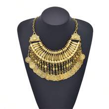 1 Pièce Collier À Pompon En Métal Sculpté À Décoration De Pièces Multicouches Européen Et Américain Vintage, Collier Court À La Mode Et Exagéré