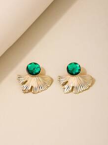 1 paire de boucles d'oreilles clous élégantes de style français en métal et pierre précieuse verte en forme d'éventail, convenant aux femmes pour les fêtes, mariages, anniversaires, vacances, fiançailles.