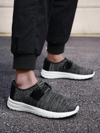新款時尚男士懶人鞋,舒適透氣網布面料,防滑鞋底,黑色,休閒運動鞋