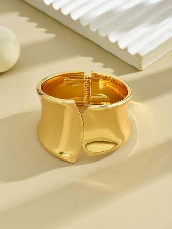 1pc Minimalist Chic Smooth Metal Cuff Bracelet For Women, Exaggerated Design, Elegant Vintage Style, Suitable For Outings, Photo Shoots, Gatherings, Dates, Parties