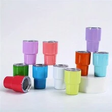 PDDMALL 2安士小型隨行杯酒杯，染色雙層金屬空白不鏽鋼可愛酒杯套裝連蓋子，適用於派對飲料，咖啡，雞尾酒 - 綠色 - 查看 1